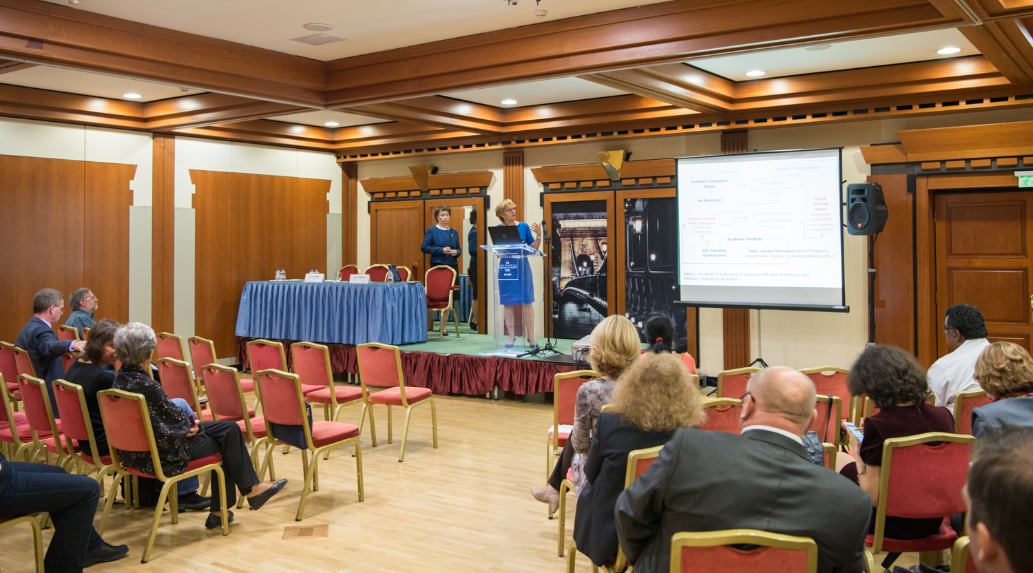 Photo of Parallel Sessions – Hadrianus B – 28-09-2017